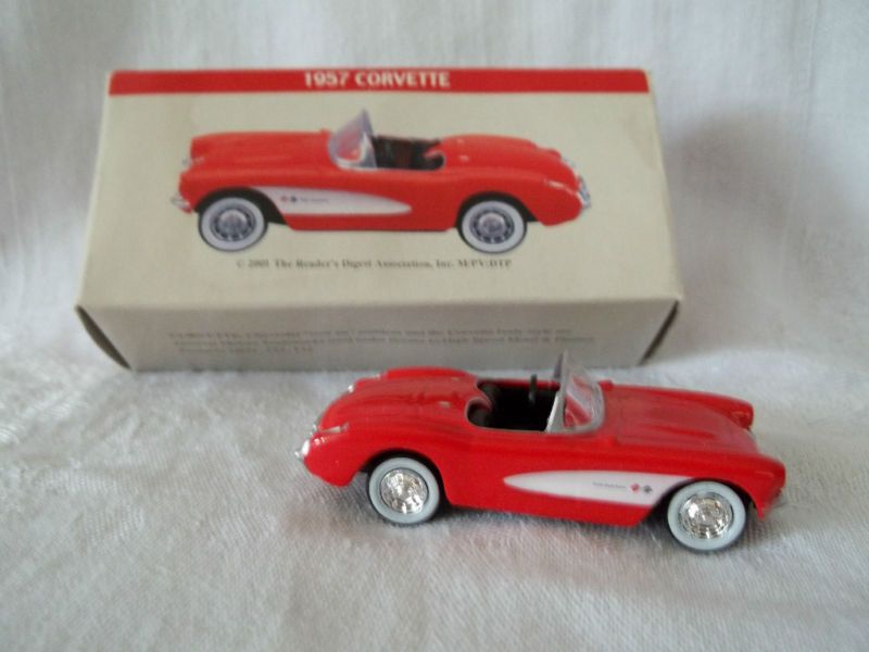 2001 Readers Digest/1957 Corvette Race Car 164 Scale  