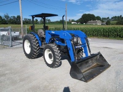 2007 NEW HOLLAND TN75A 4X4 TRACTOR WITH LOADER, NICE  