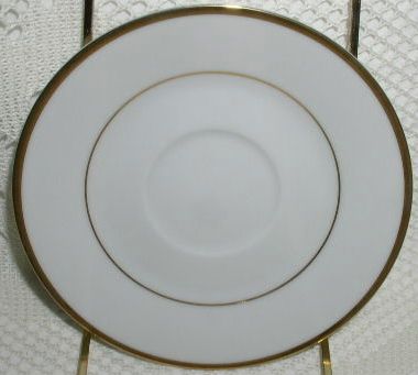 Contemporary Noritake Heritage 2982 Saucer  