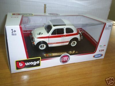 Burago Bburago 1/24 Diecast FIAT 500 ABARTH White MIB  