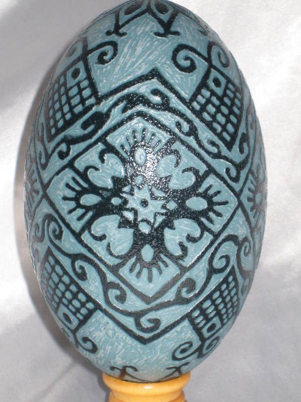 UKRAINIAN STYLE ETCHED BLOWN EMU EGG  