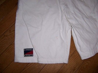 MENS TOMMY SPORTS WHITE CARPENTER SHORTS 38 X 12  