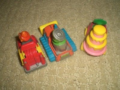 LOT OF 3 SESAME STREET MUPPET DIECAST CARS  