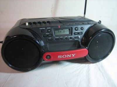 W15) Sony ESP Sports Water Resistant AM FM Radio Cassette CD Player 