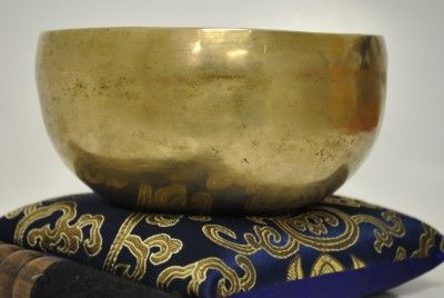 OLD QUALITY 6 SOLAR E CHAKRA TIBETAN SINGING BOWL HAND HAMMERED 