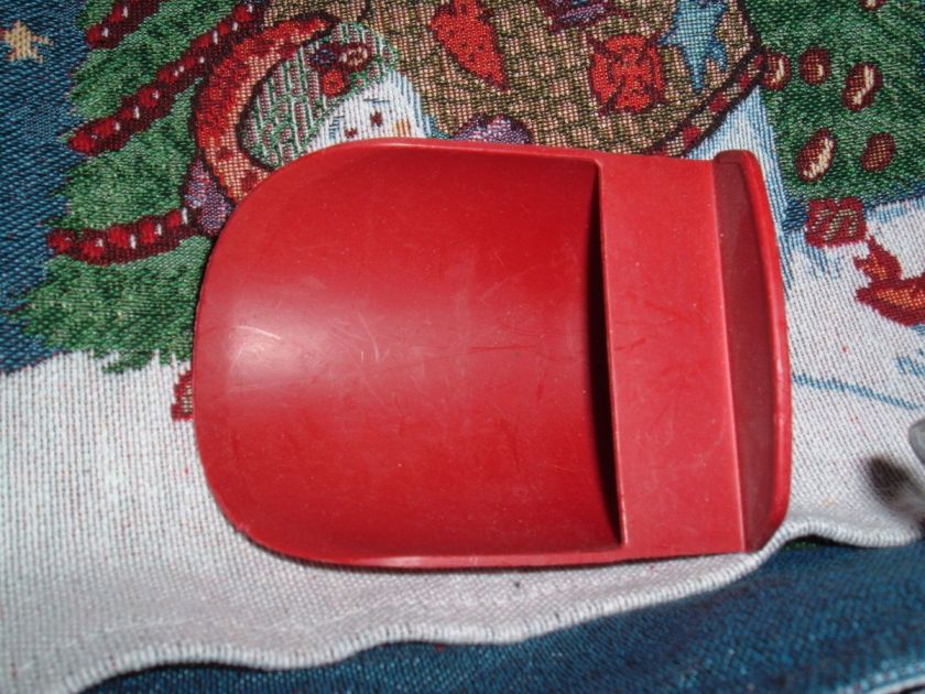 tupperware vintage flour scoop, red well Used  