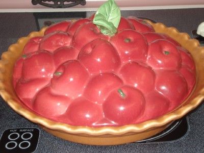 HUGE TREASURE CRAFT RED APPLE PIE PLATE DEEP DISH BOWL COVERED LID 