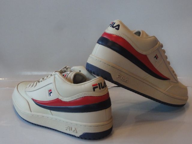 Fila T1 Mid Cream Red Black Sneakers Mens Size 8  