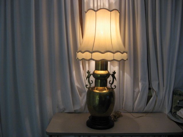 Large & Unusual Nice Brass Table Lamp With Bird Figures  