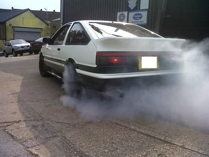 photos of both items fitted on my sprinter trueno ae86