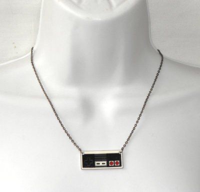 GIRL GAMER Nintendo NES Video Game Controller Necklace NEW  