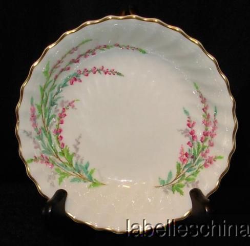 Royal Doulton Bell Heather   R1941 5.75 Fruit Bowl HP  