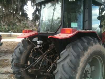 2005 Massey Ferguson Tractor 492 4WD, 3500 hours  