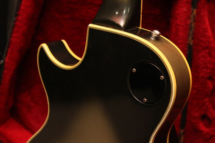 All our instruments are verified and fully adjusted by our pro luthier 