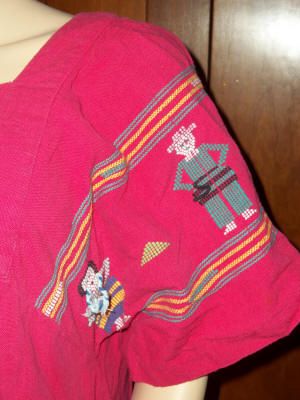 VTG GUATEMALAN HUIPIL LITTLE PEOPLE HANDWOVEN DRESS  