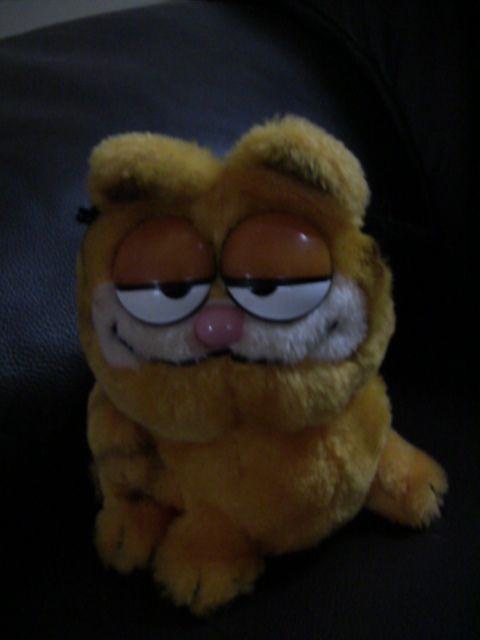 VINTAGE GARFIELD THE CAT, PLUSH, 1981 R. DAKIN & CO.  