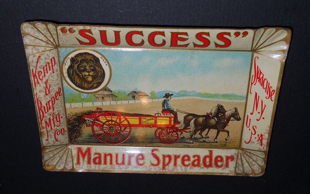 Kemp & Burpee Success Manure Spreaders Advertising Tip Tray   Tin 