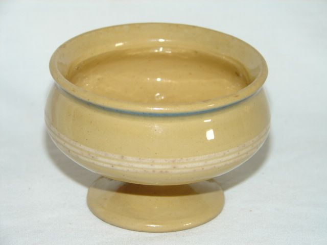 Rare Yelloware Mocha MASTER SALT Dip Cellar  