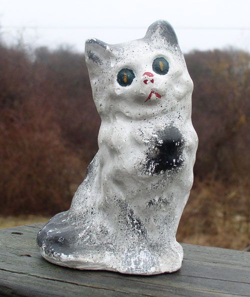 ANTIQUE FOLK ART CARNIVAL CHALK PLASTER CAT FIGURE  