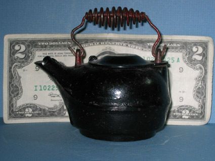 ADV ERIE WARE OLD IRON TOY T POT #2 GRISWOLD CI208  