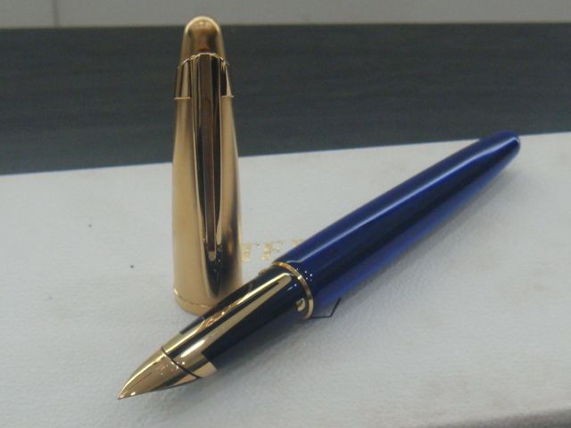 Waterman Edson Sapphire Blue F nib  