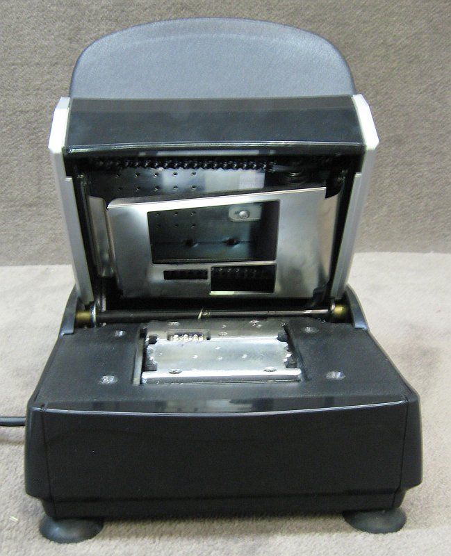 ISG Data Systems 585 Credit Card Imprinter Embosser  