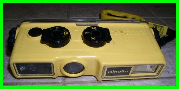 MINOLTA WEATHERMATIC A UNDERWATER 110 YELLOW CAMERA  