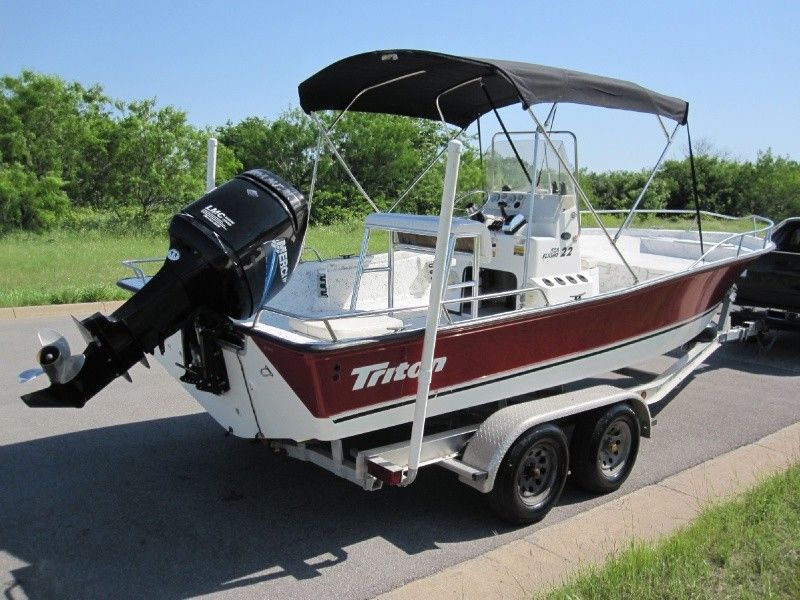  Triton Sea Flight 22ft Center Console Mercury 200hp Bimini Top Texas 