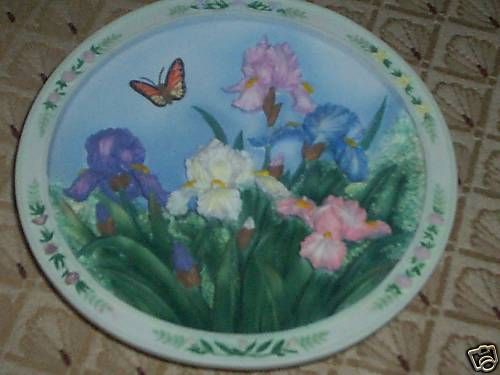 THE IRIS GARDEN/LENA LIUS BEAUTIFUL GARDENS 3 D PLATE  