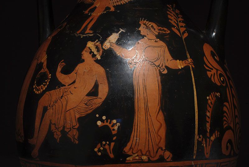 Ancient Greek Apulian Red Figure Pelike Vase  