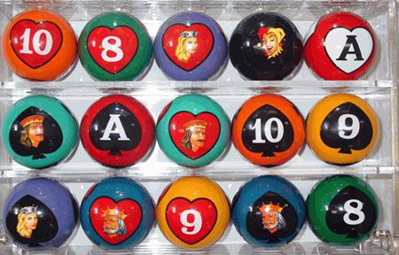 POKER POOL BILLIARD POOL TABLE BALLS W/ CLEAR CASE  