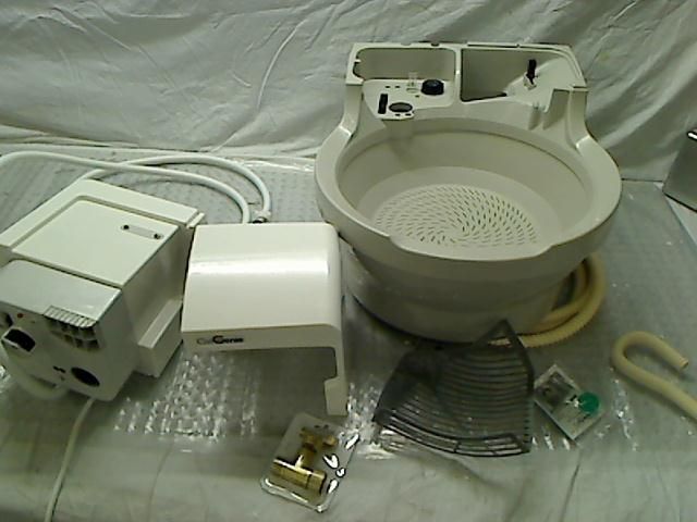 CatGenie 120 Self Washing Self Flushing Cat Box $329.00 RETAIL TADD 