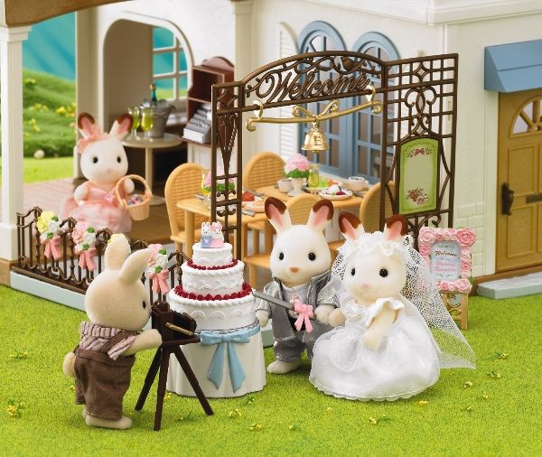 Calico Critters Wedding Day LIMITED EDITION Set ~NEW~  