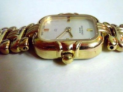   SWISS AUTHENTIC JEAN PERRET GENEVE QUARTZ LADIES WATCH. MONTRE  