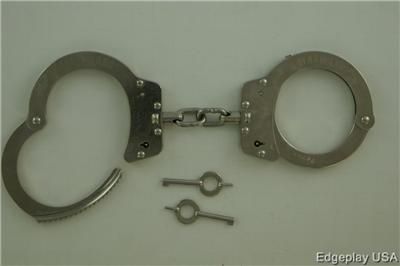 Safariland 8112 1 Police Security Handcuffs Hiatt 2010  